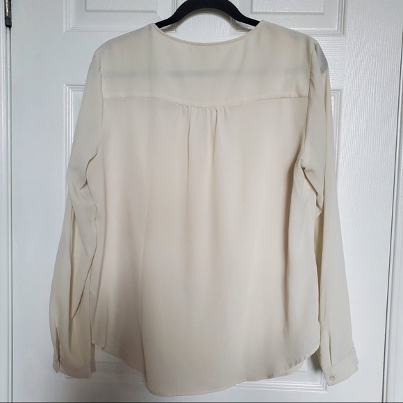 Cleo beige v neck blouse - Picture 2 of 3